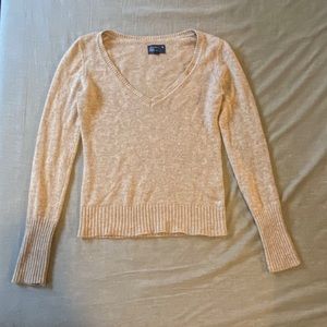 v-neck American Eagle sweater